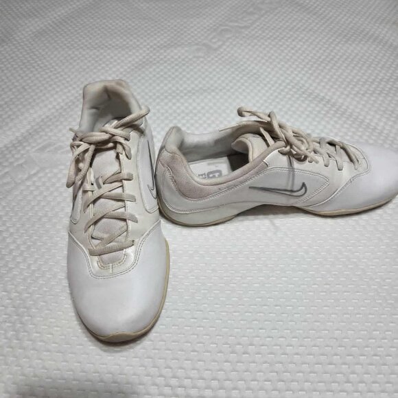 Pre-owned Excellent - Picture 6 of 12